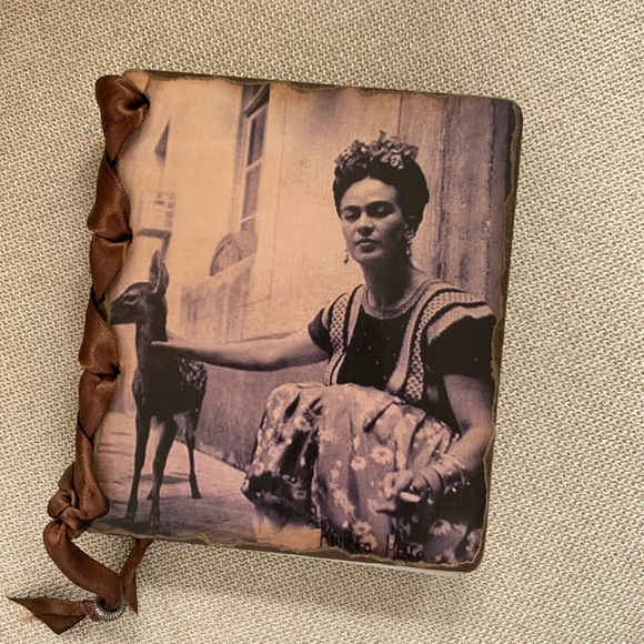 Frida Kahlo Handmade Journal💕 - Picture 1 of 6